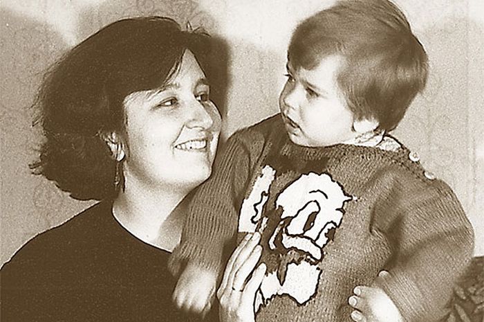 Татьяна Устинова с сыном. / Фото: www.muzh-zhena.ru