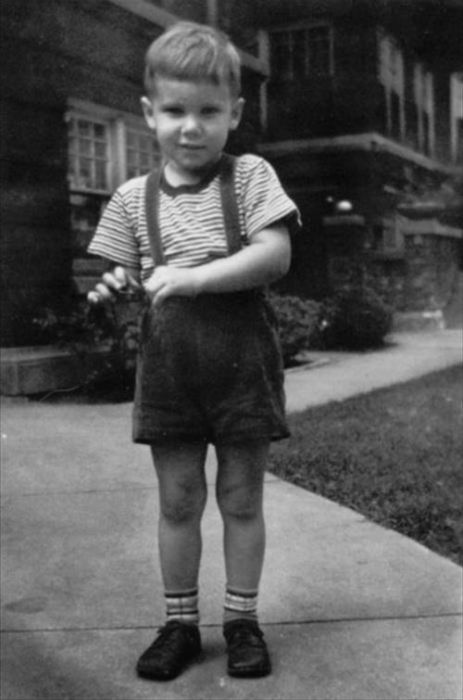 Харрисон Форд в детстве. / Фото: www.clickatlife.gr