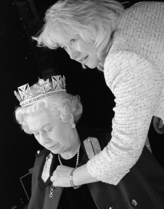 Елизавета II и Анджела Келли. / Фото: www.pinimg.com