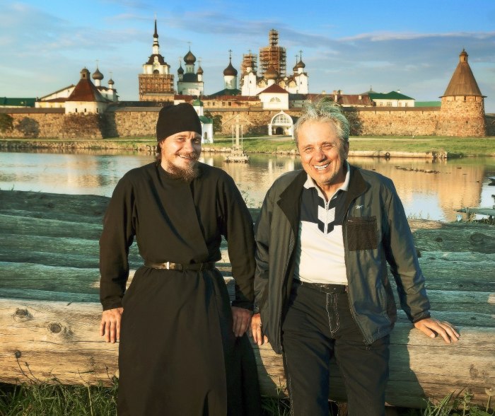 Евгений Стеблов с сыном. / Фото: www.userapi.com