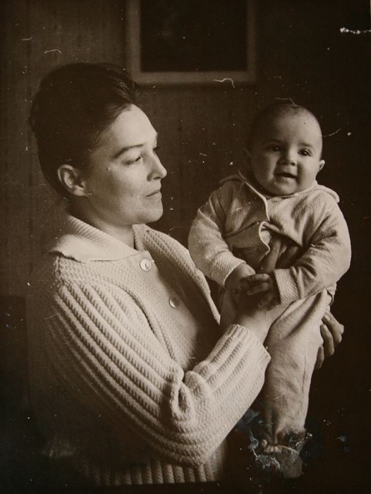  Александра Завьялова с сыном Петром. / Фото: www.24smi.org