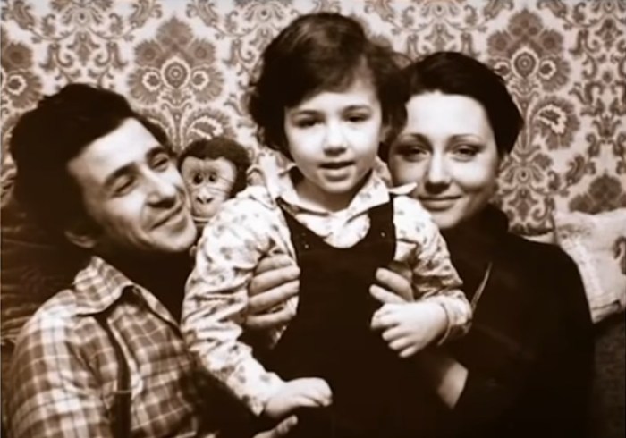 Борис Смолкин с первой женой Марией и сыном Владимиром. / Фото: www.russia.tv