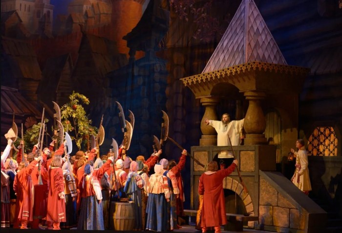 Сцена из оперы «Хованщина» Модеста Мусоргского. / Фото: www.yandex.net