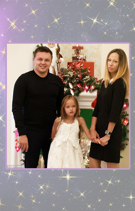 Кристина Пименова с родителями.