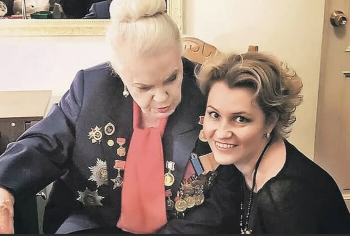 Элина Быстрицкая и Ксения Рубцова. / Фото: www.profi-news.ru
