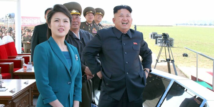 Ким Чен Ын и Ли Соль Чжу. / Фото: www.briefnews.eu