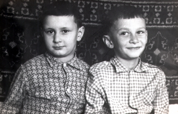 Братья Меладзе в детстве. / Фото: www.meladze.ru