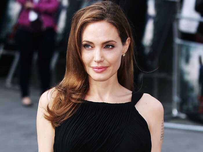 Анджелина Джоли. / Фото: www.temperaturka.com
