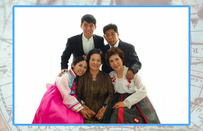 Корейская семья.