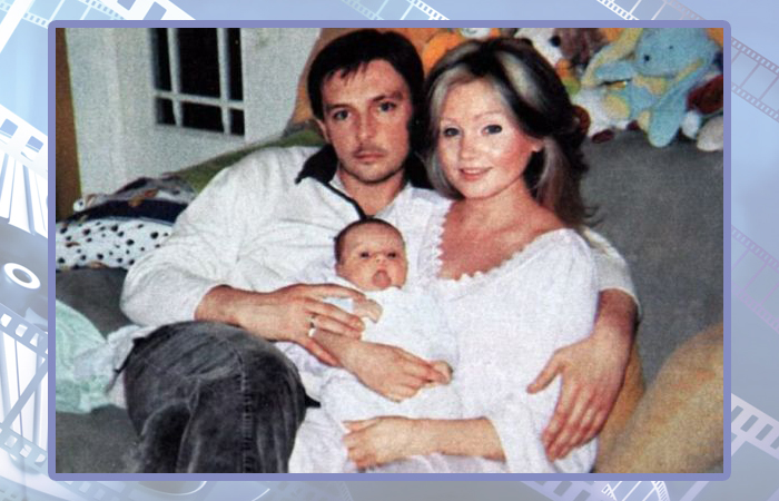 Алексей Нилов и Ирина Климова с новорожденным сыном.