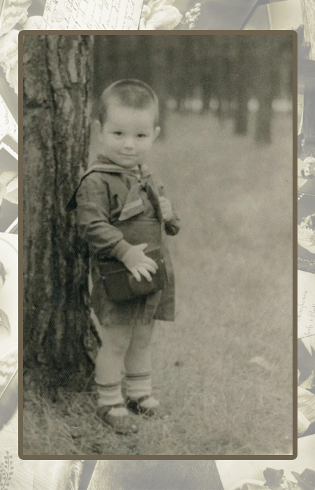 Будущий фотограф Владимир Вяткин в двухлетнем возрасте.
