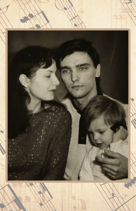 Андрей Державин с женой и сыном.