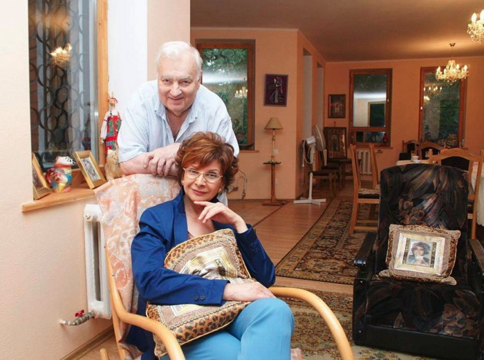 Михаил Державин с третьей женой Роксаной Бабаян. / Фото: www.cofete.ru
