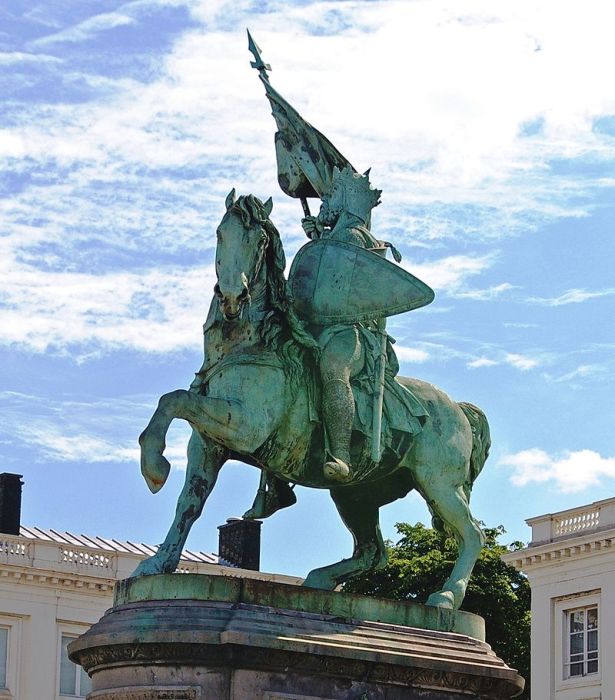 Памятник Готфриду Бульонскому в Брюсселе./agoravox.fr