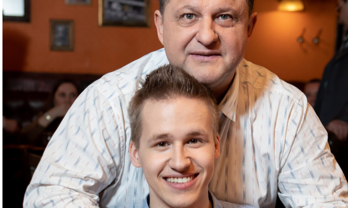 Александр Самойленко старший со своим сыном Александром Самойленко