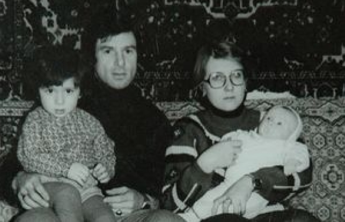 Валерий и Ирина с детьми