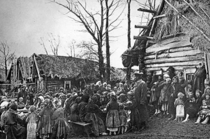 Крестьянская деревня в 1913 году. 
