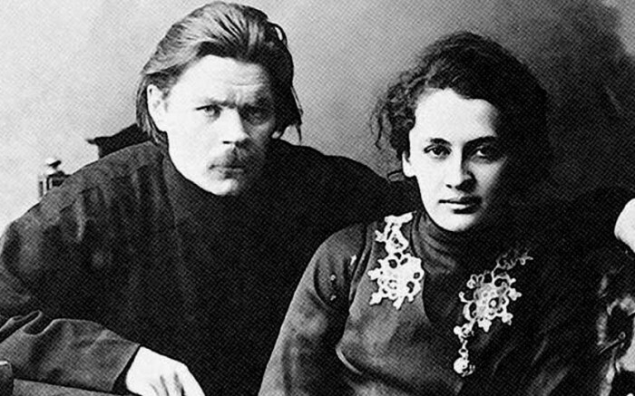Официальная супруга у Горького была одна, а женщин - множество. 