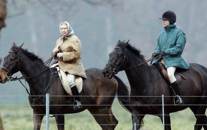 Общее увлечение матери и дочки лошади, только еще больше укрепило их отношение. /Фото:marieclaire.ru