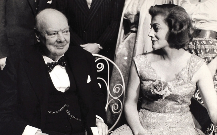 Сара через всю свою жизнь пронесла любовь к отцу Уинстону Черчиллю. / Фото:litfund.ru