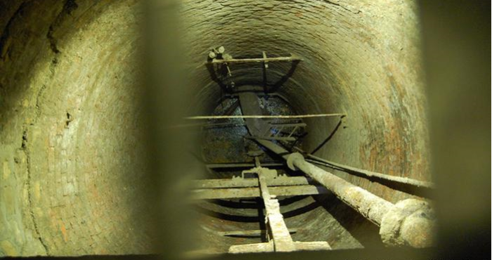 «Тоннель 57» имел длину около 150 метров и глубину до 12 метров. / Фото:dw.com 
