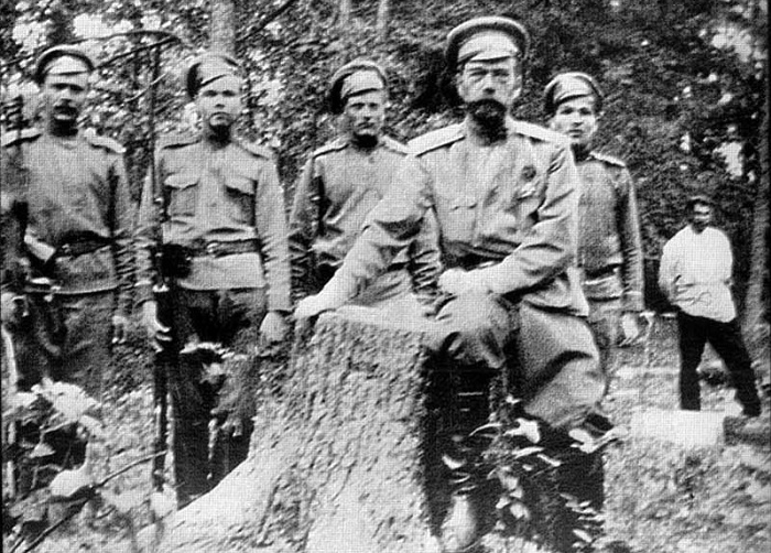 Николай II после отречения от престола. 1917 год / Фото: smithsonianmag.com