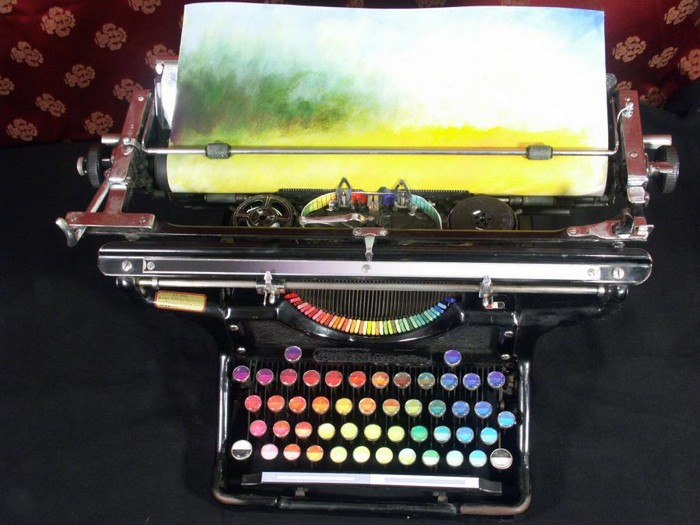 The Chromatic Typewriter - печатная машинка для рисования