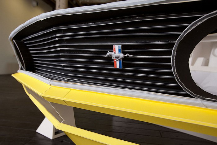 Бумажный Ford Mustang: важна каждая деталь!