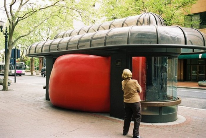 RedBall Project – путешествия Курта Першке (Kurt Perschke) с огромным красным шаром