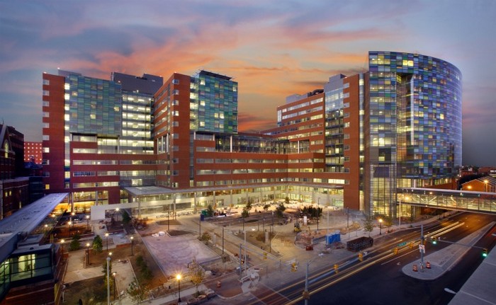 Больница-коллаж Johns Hopkins Hospital от Спенсера Финча (Spencer Finch)
