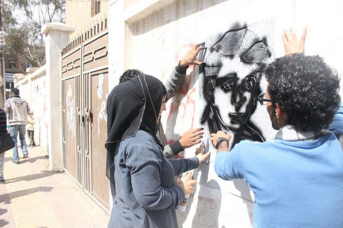 12th Hour – марафон пацифистских граффити в Йемене от Мурада Собэя (Murad Sobay)