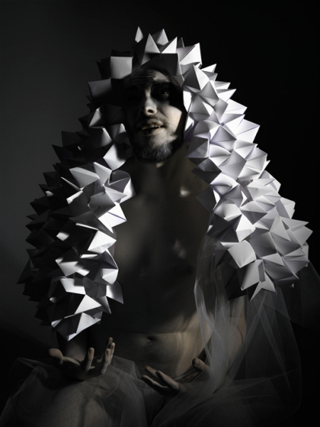 Что нового в мире оригами: fashion-фото с бумагой, парики из бумаги и другое 
