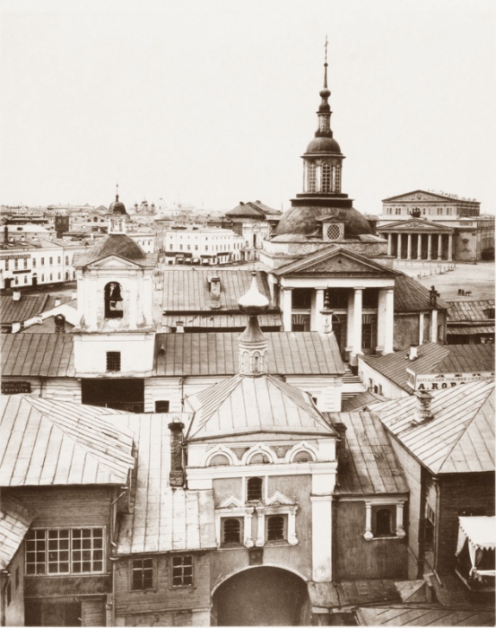 Вид Никольского Греческого монастыря с колокольни Богоявленского монастыря.