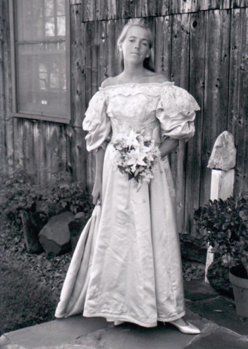 Невеста № 8: Джейн Оджен, которая вышла замуж за Джеймса Хьюстона в 1986 году.