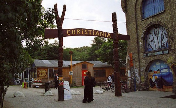 Свободный город Христиания - современная анархическая община.