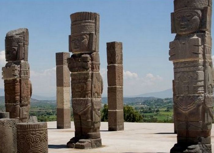 Руины храма тольтеков в Туле, Мексика./фото: ru.pinterest.com