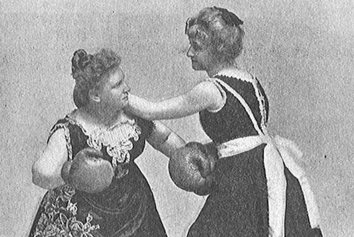 Женщины-боксёры из прошлого.