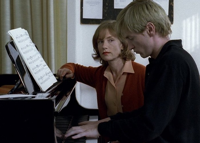 Кадр из фильма «Пианистка»./ Фото: kino24.su