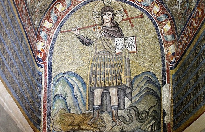 Христос, попирающий зверей. часовня архиепископа в Равенне.