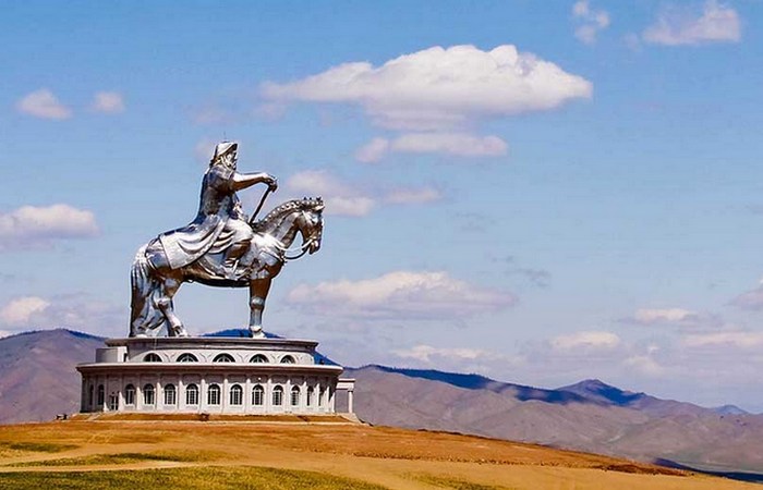Могила Чингисхана.