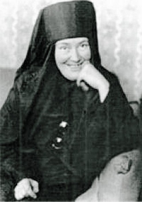Монахиня мать Мария.
