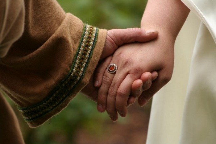 Пикантный факт: священнослужители могли жениться./фото: listverse.com