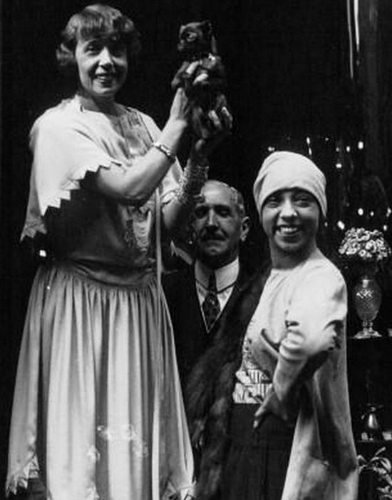 Мистангет и Жозефина Бейкер в 1927 году.