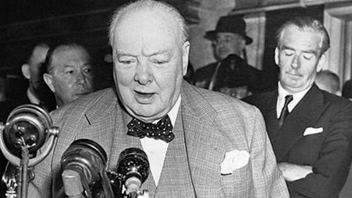 Уинстон Черчилль - человек, который боялся насмешек..