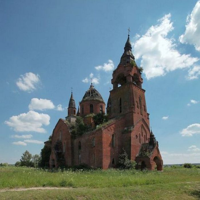 Введенская церковь в селе Пёт Пителинского района Рязанской области