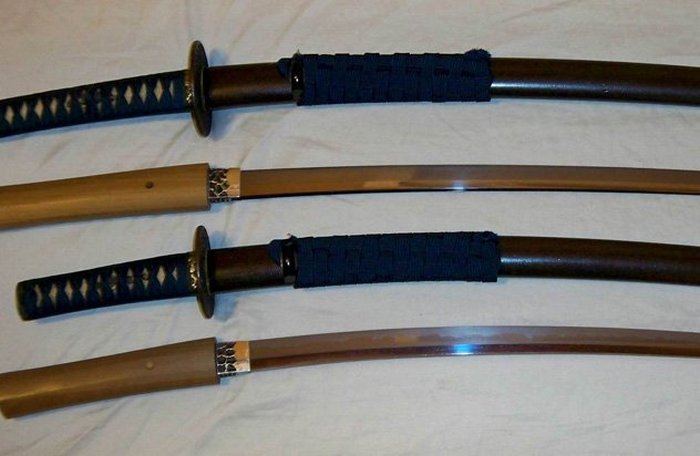 Ранние самурайские мечи ломались при ударе о броню. / Фото: listverse.com