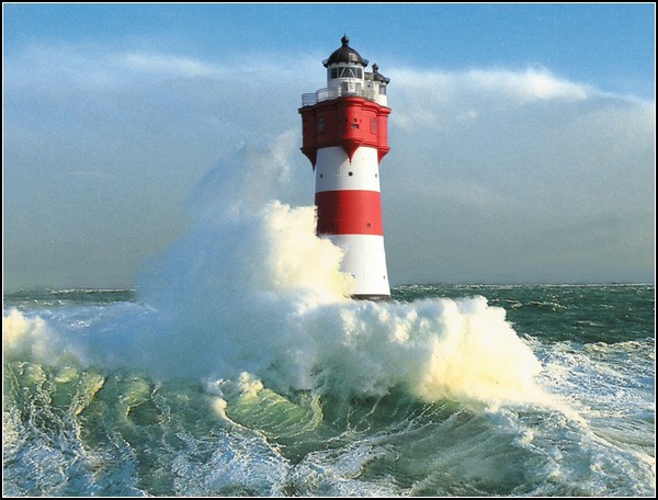 Гостиница-маяк в открытом Северном море