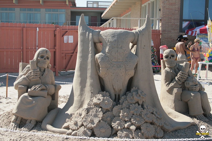 Страшно милые песчаные скульптуры Карла Джары