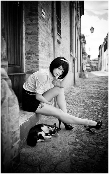 Черно-белые снимки Стефано Джакомини: кошачья грация