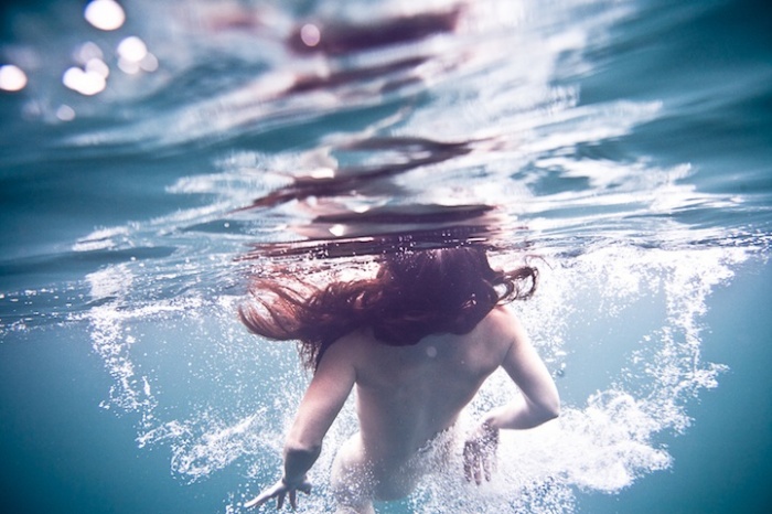 Погружение в подсознание: подводные фотографии Нила Крейвера
